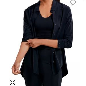 Nic + Zoe Tech Stretch Blouse in Navy size large. Worn once